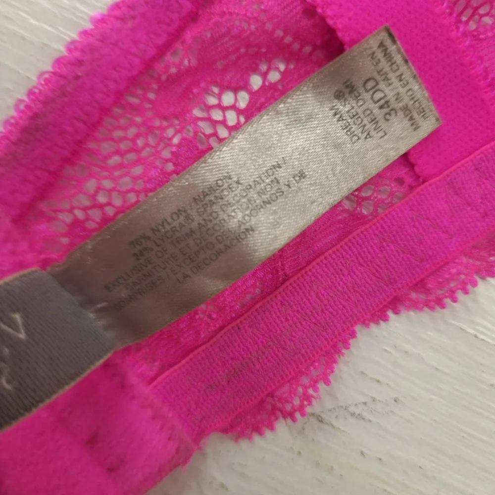 Victoria's‎ Secret Hot Pink Lace Rhinestone Dream Angels Lined Demi Bra 34DD